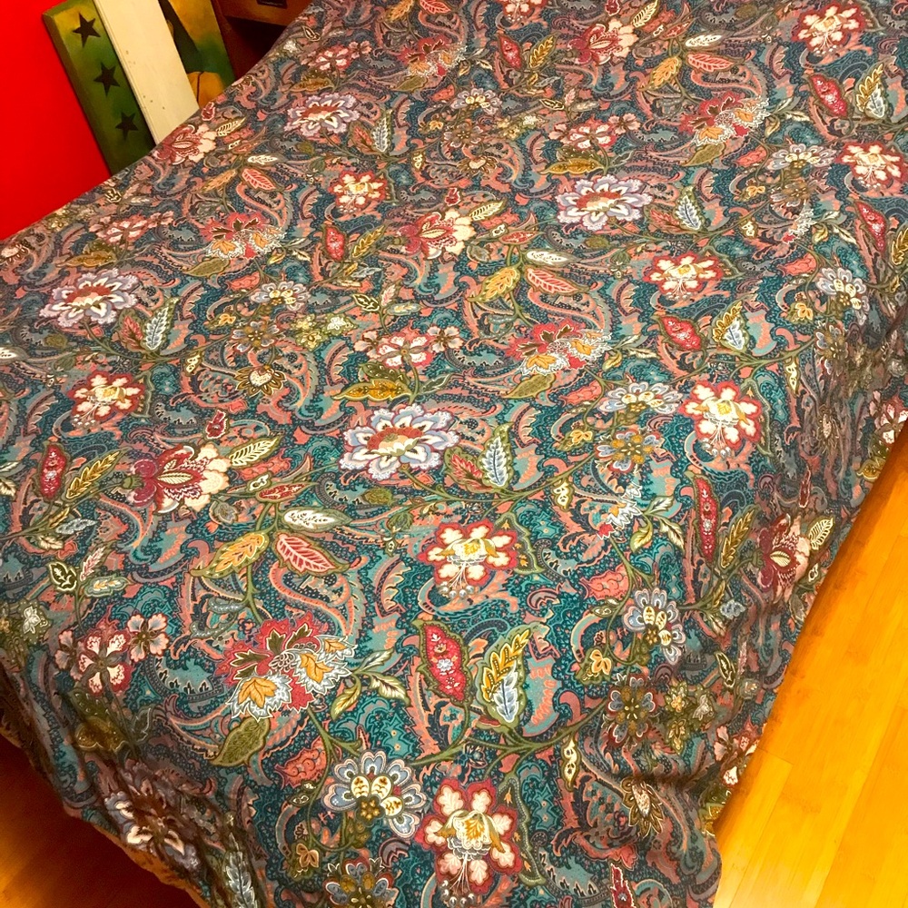 Queen duvet cover